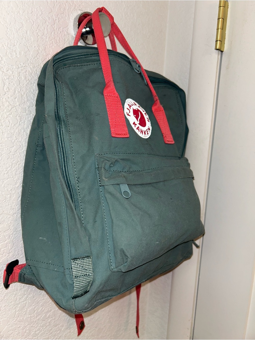FJÄLLRÄVEN The KANKEN Two Tone Nimbus Blue & Peach Pink Backpack - Picture 2 of 16